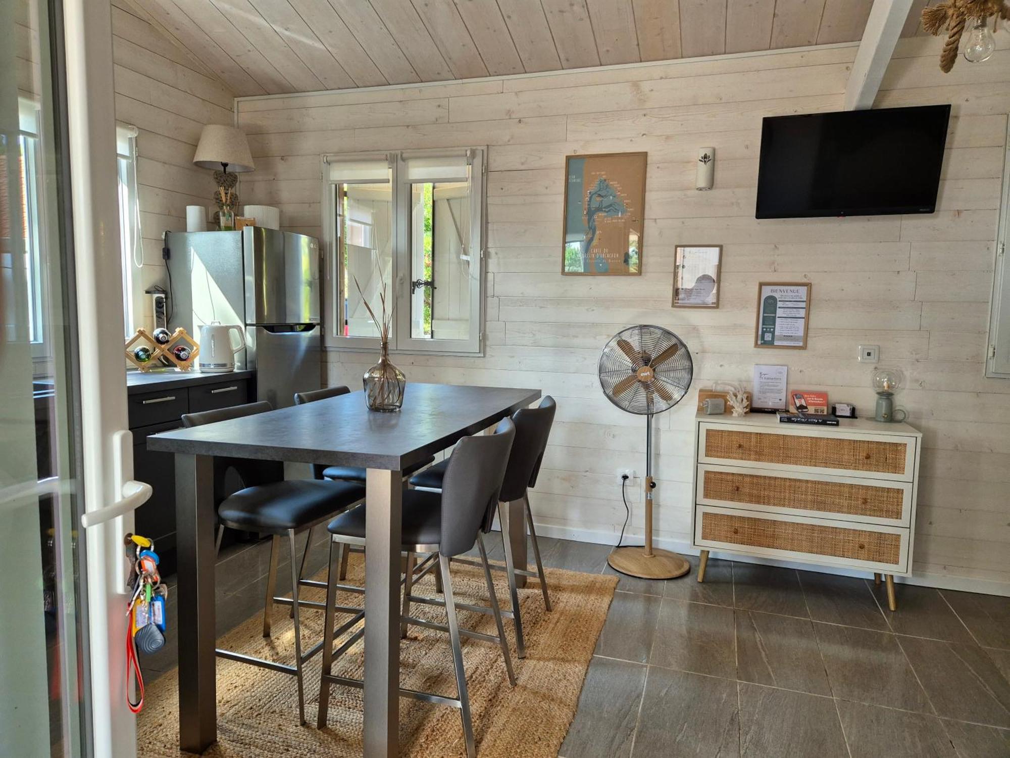 La Cabane De L'Estran Au Bord De Mer Lanton Exteriör bild